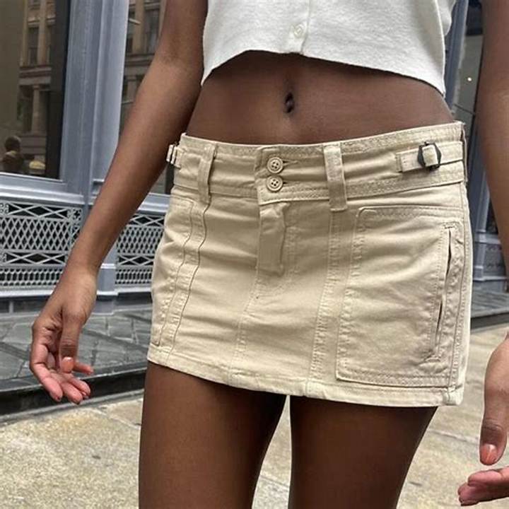 Brandy Melville Button-Front Mini Skirt: the Styling Guide Shoppers Actually Need