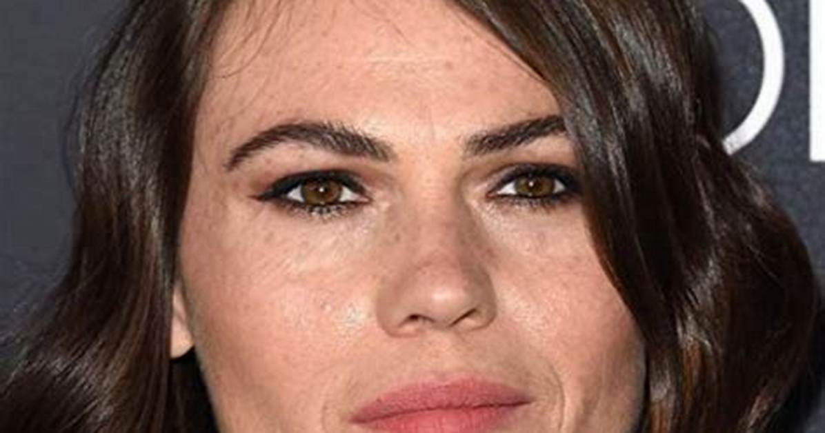 Clea Duvall: the Multifaceted Talent Behind "The Handmaid's Tale"