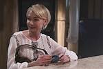 Exploring Lindsay Bluth in Season 4: a Deep Dive into Character Development