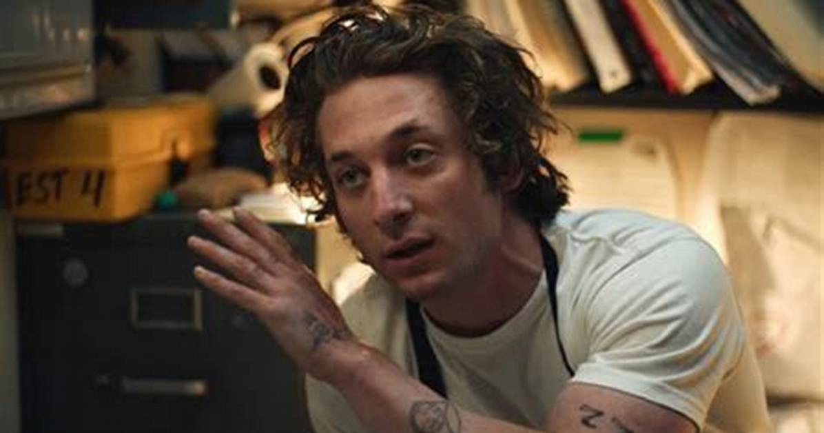 Exploring the Heights of Jeremy Allen: a Closer Look at His Stature