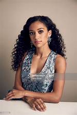 Exploring the Romantic Life of Samantha Logan: Is She Dating Anyone?