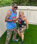 Is Yella Beezy Gay? His Girlfriend and Sexuality Revealed