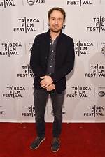 Know About Sam Huntington; Age, Height, Net Worth, Wife |