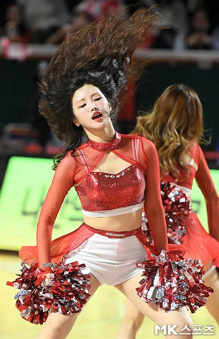韓国チアリーダー・キムジョンウォンがかわいいと話題 - その魅力と人気の理由