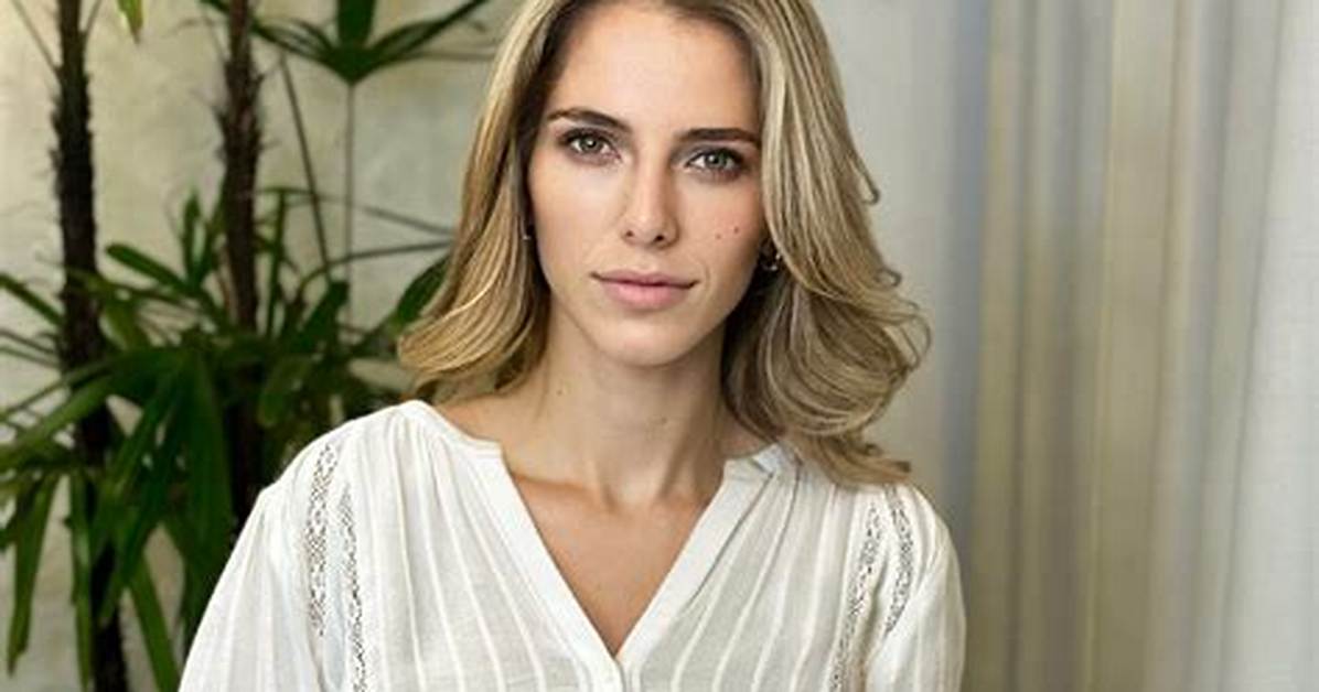 Lavinia Valbonesi's Age: Insider Information Revealed