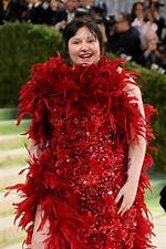 Lena Dunham: a Closer Look at Her Height and Persona