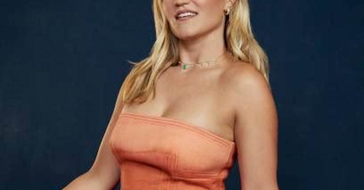 The Ultimate Guide to Emily Osment's Relationship History