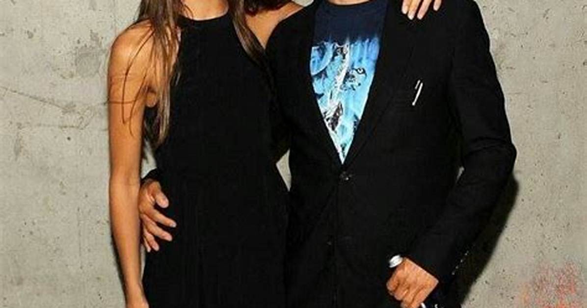 Unraveling the Mystery of Anthony Kiedis' Girlfriend at 19