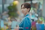 Unveiling the Charismatic Lee Yoo-Young