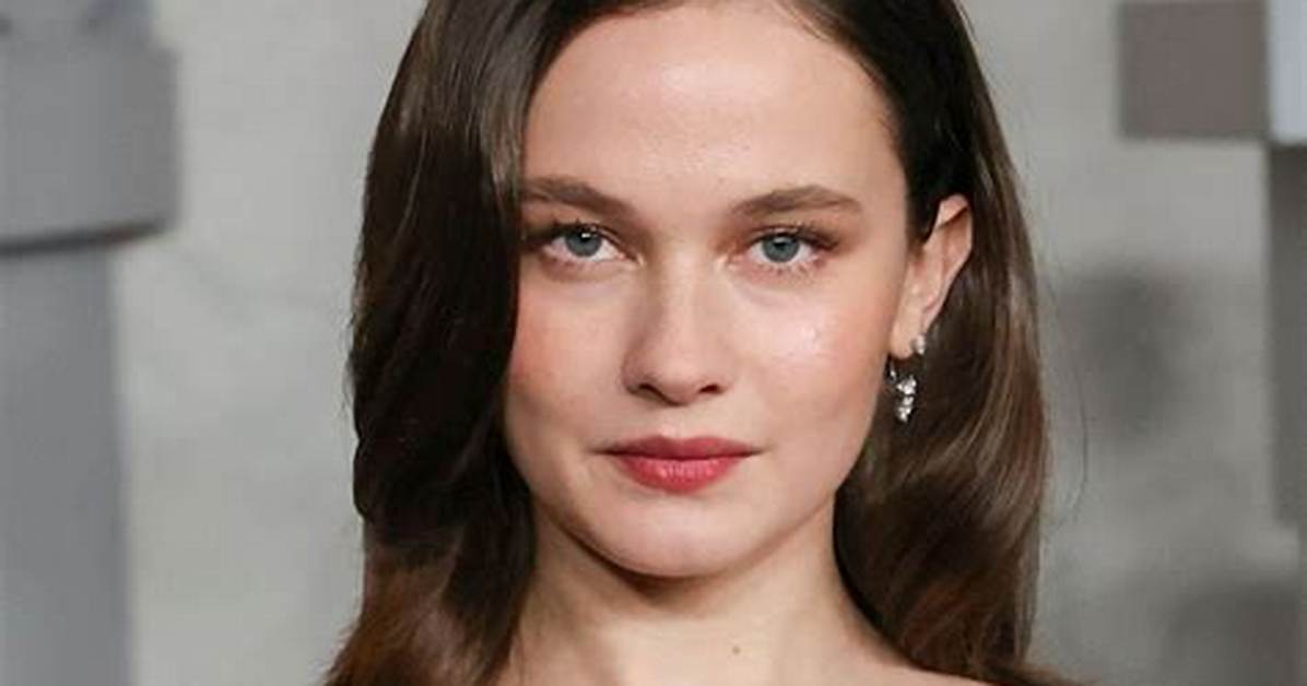 Unveiling the Mystery of Cailee Spaeny's Romantic Life