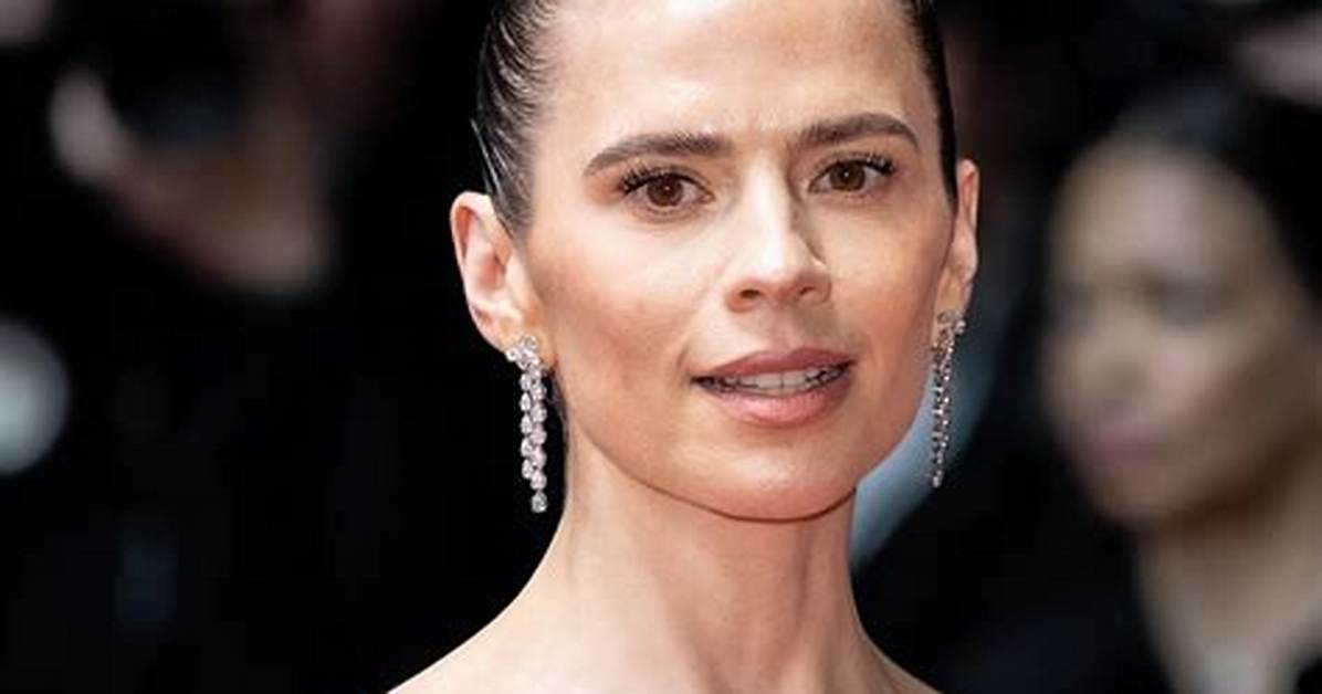 Unveiling the Secrets of Hayley Atwell's Alluring Physique