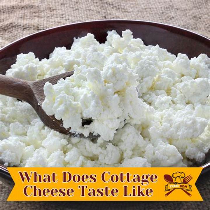 What Does Cottage Cheese Taste Like? Flavor Guide, Texture, and Pairings
