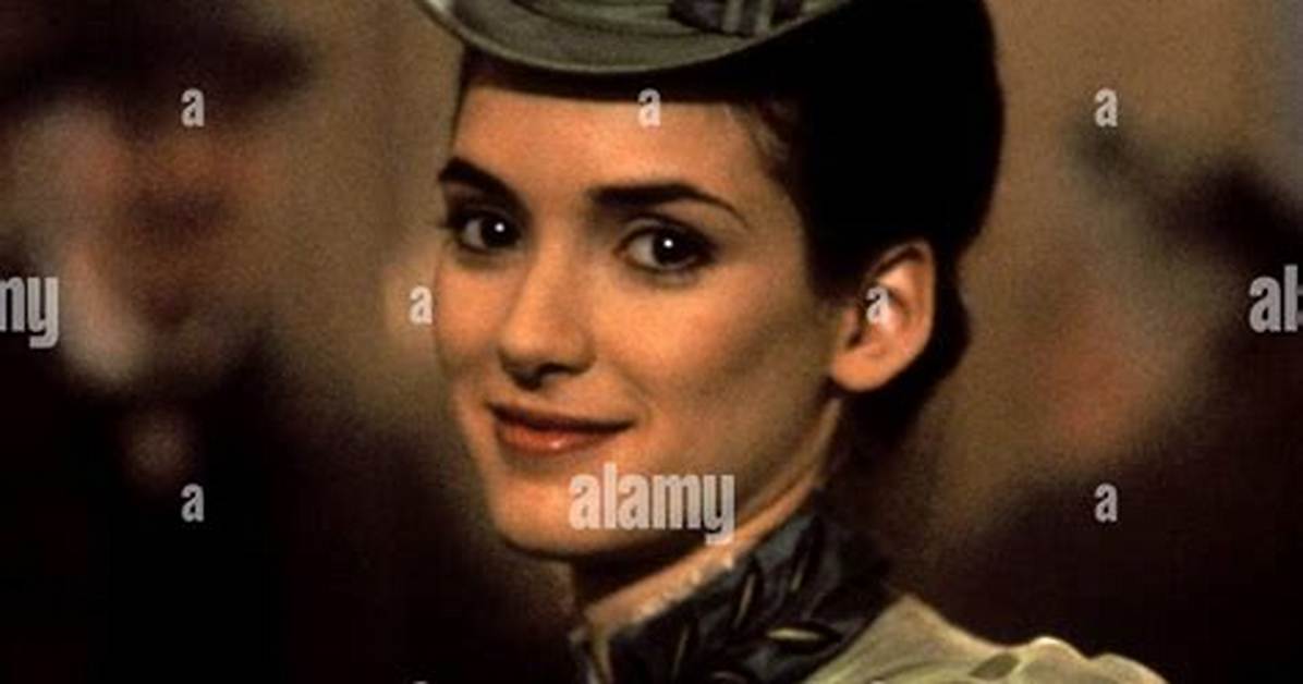 Winona Ryder's Age in Dracula: a Glimpse into the Timeless Beauty