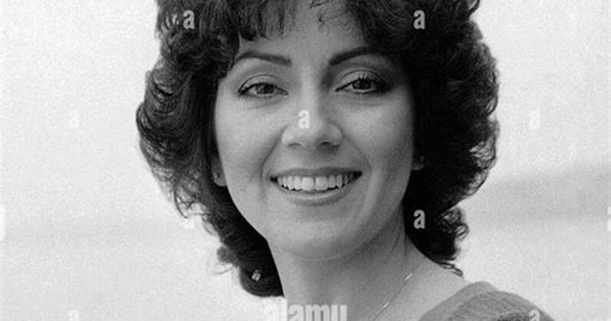 Young Joyce Dewitt: the Rising Star of Television