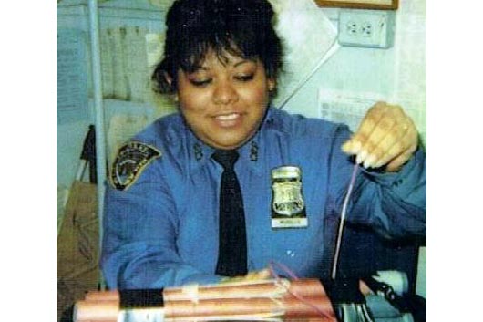 Former-NYPD-Cop-&-Cancer-Survivor-Educates-Latinas-MainPhoto