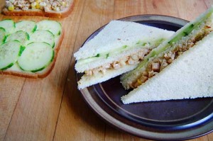 Argentinean-Crumb-Sandwiches-Photo4