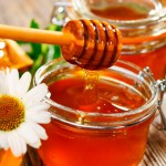 Medical-Myth-Buster-Eat-Local-Honey-&-You-Wont-Get-Allergies-MainPhoto