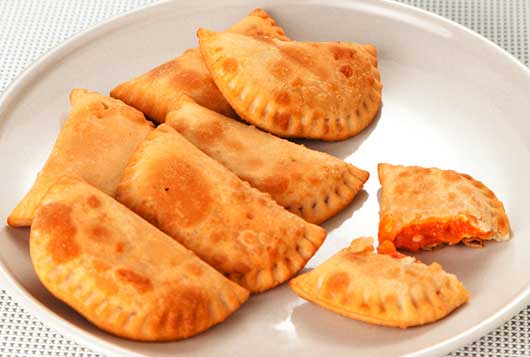 Recipe for Abuelita's Mini Empanadas | Mamiverse