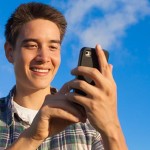 8 Popular Apps That Your Teenagers Are Into Right Now-MainPhoto