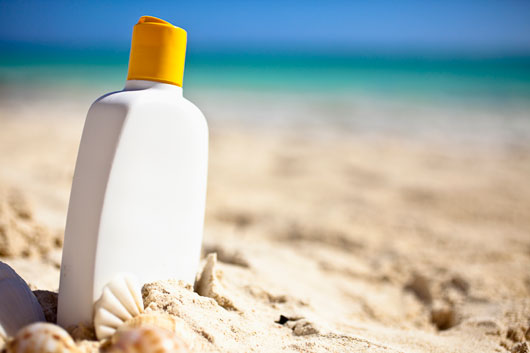 15-Myths-about-Sunscreen-that-Need-to-be-Smeared-photo8