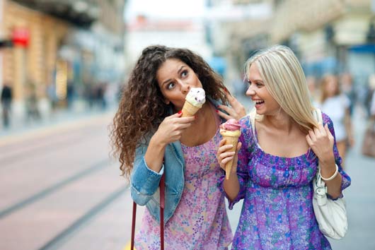 25 lessons you can only learn from a bestie-Photo3