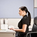 10-Ways-to-Improve-Your-Posture-at-Work-MainPhoto