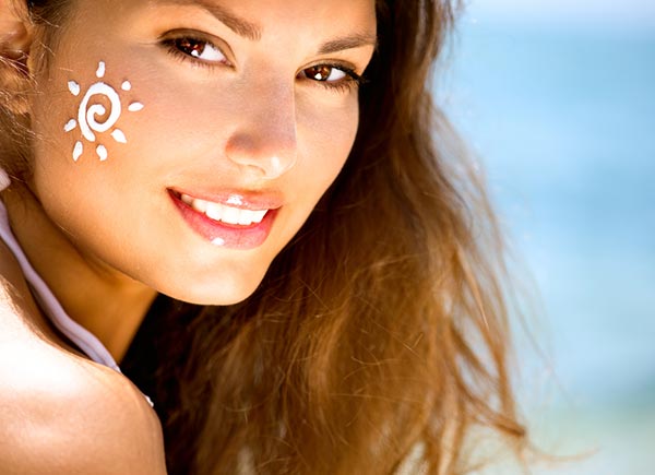 20 Lies about Sunscreen to Dispel Right Now-SliderPhoto