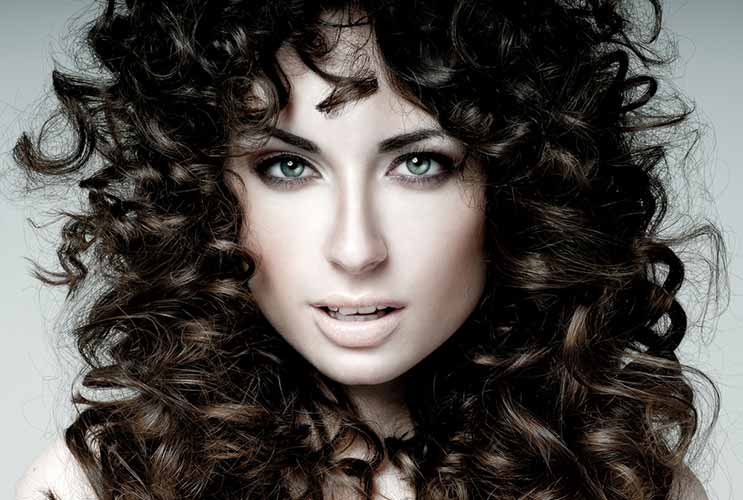 20-Ways-to-Properly-Manage-your-Curls-MainPhoto