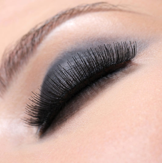 Lashing-Out-10-Ways-Keep-to-Your-Eyelashes-Luscious-and-Strong-photo8