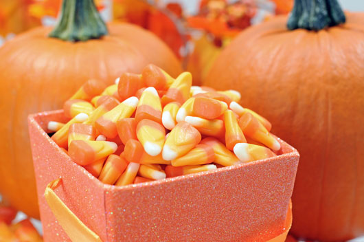 The-Candy-Corn-Chronicles-15-Facts-About-Halloweens-Iconic-Little-Triangle-photo12