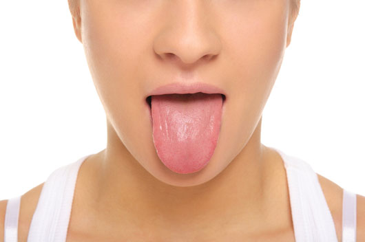A-Lick-of-Truth-10-Reasons-Everyone-Should-Know-About-Tongue-Scraping-photo2