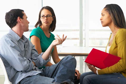 Session-Control-10-Ways-to-Approach-Your-First-Couples-Therapy-Meeting-MainPhoto
