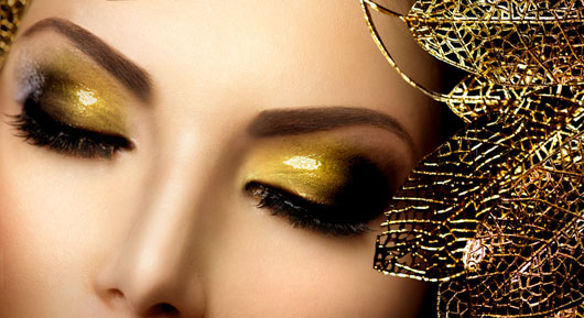 Cosmic-Cosmetics-15-Tips-for-Glamorous-New-Years-Looks-photo12