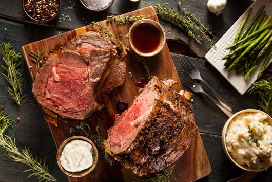Hamming-it-Up-12-Christmas-Recipes-with-Offbeat-Ways-to-Glaze-Your-Roast-MainPhoto