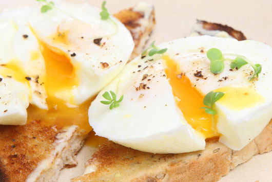 How-to-Make-Poached-Eggs-an-Idiots-Guide-photo4