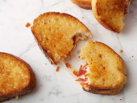 The-Comfort-Files-15-Ideas-for-an-Awesome-Grilled-Cheese-Sandwich-photo6