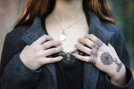 Adornment-Now-How-to-Win-at-Jewelry-Trends-by-Layering-with-Flash-Tattoos-Photo3