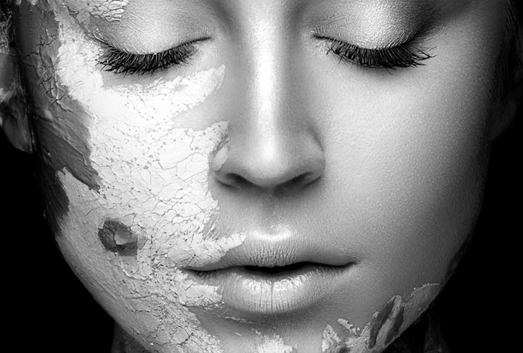 Multi-Masking-the-New-Beauty-Mud-Mask-Trend-MainPhoto