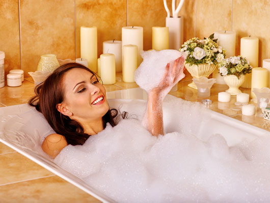 8-Bath-and-Body-Products-to-Make-Your-Soak-Close-to-Divine-Photo3