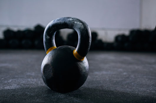 10-Reasons-to-Bring-a-Kettlebell-into-Your-Fitness-Routine-Photo08