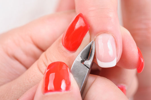 Cuticle-Care-Should-You-Always-Be-Cutting-Yours-Photo3