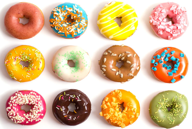 Krispy-Kreme-Vs.-Dunkin-Donuts-Who-Wins-MainPhoto